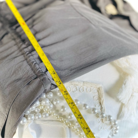 ELIZABETH & JAMES | S | Charcoal Light Silky Button-Down Shorts Jumper Romper - Picture 8 of 14